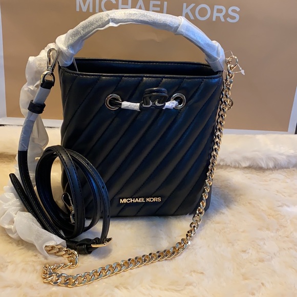 Mk Suri quilted bucket bag - Picture 4 of 9